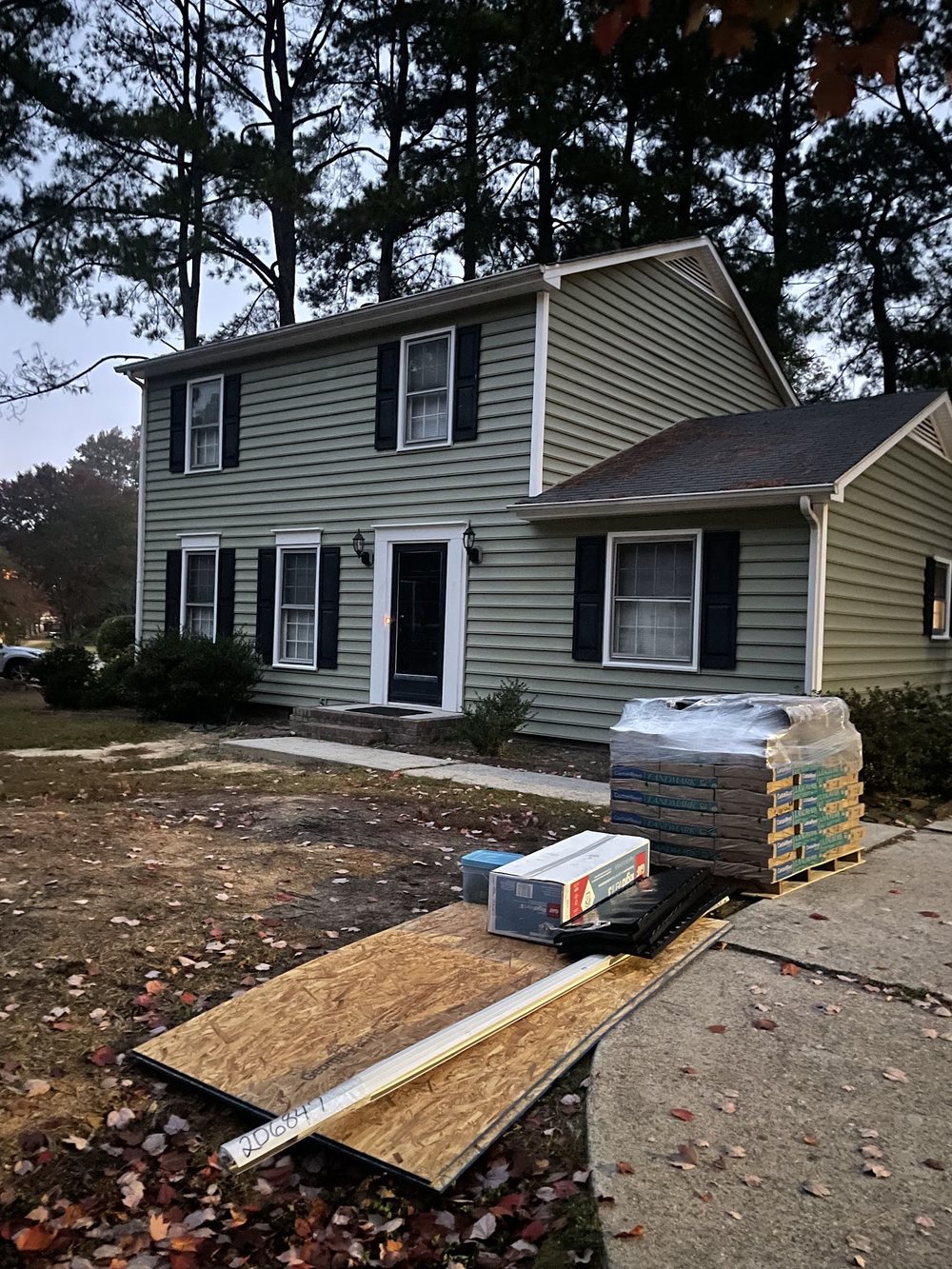 Roof Replacement by Emerald Roofing using Material delivered on install day